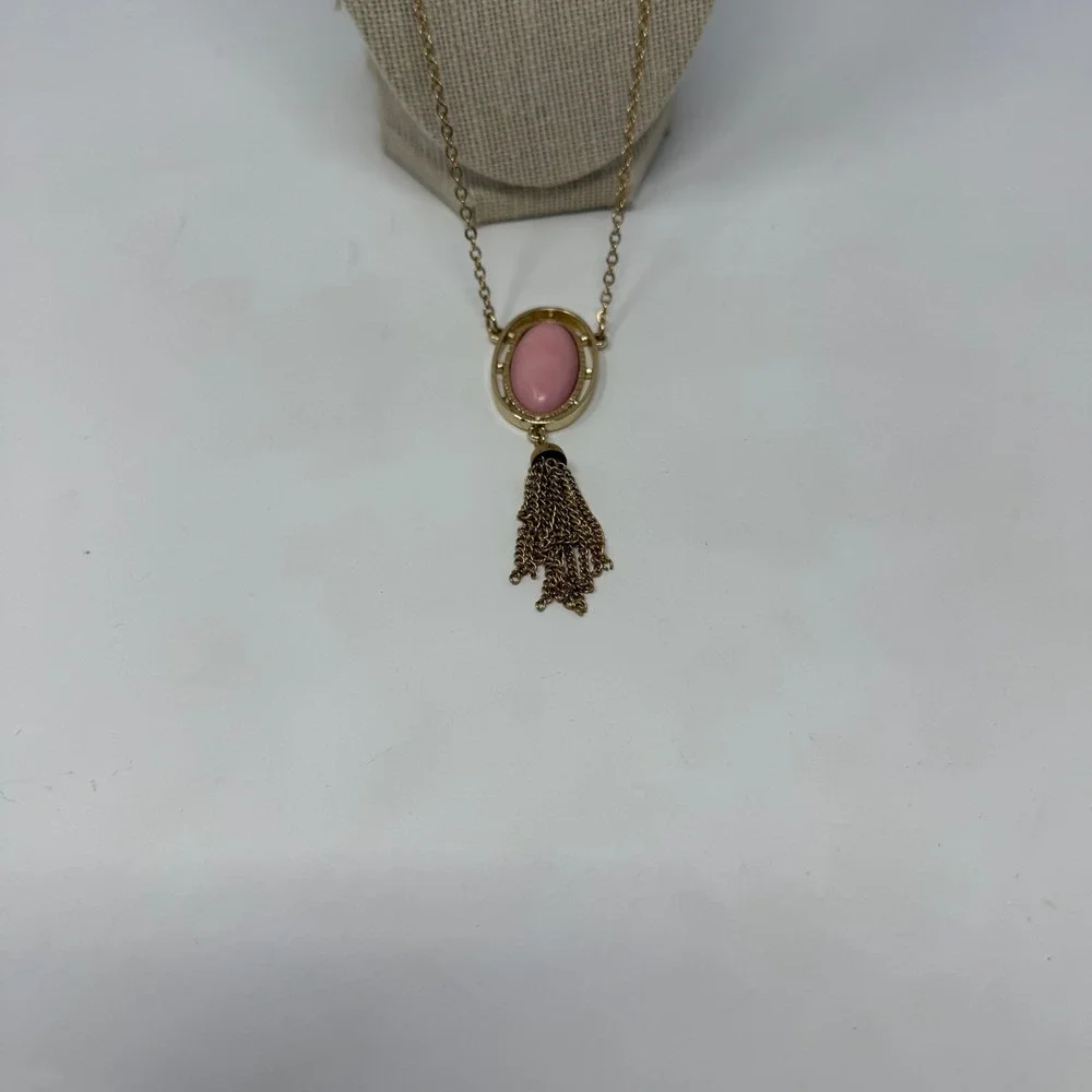 Sarah Coventry Vintage Gold Tone‎ Pink Cabochon Tassel Pendant Long Necklace